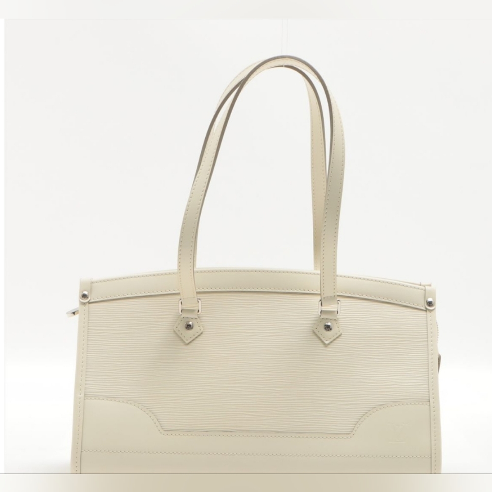 💜 Authentic Louis Vuitton Epi Madeleine PM